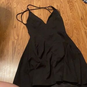 Lulu’s little black dress